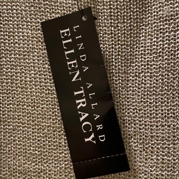 Top - Picture 3 of 3